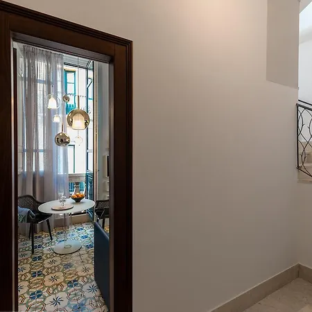 Varo Apartment